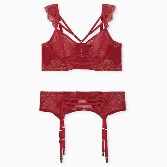 Torrid Women’s Plus Size Red Mesh Lace Bralette & Garter Set Size 1X - Picture 2 of 16